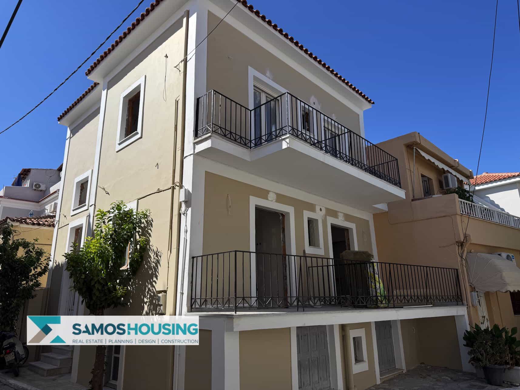 SH560 Superb Building Pythagoreio17 SH560 Superb Building Pythagoreio