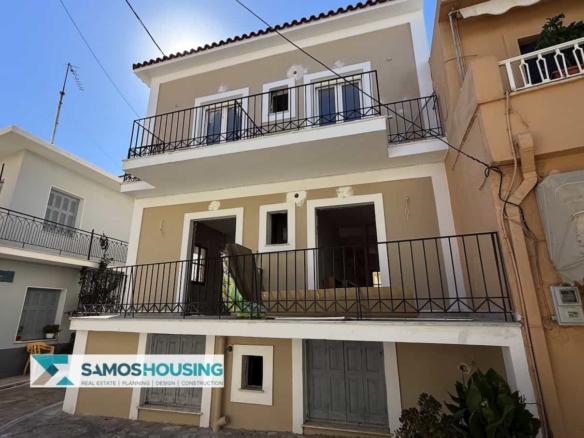 SH560 Superb Building Pythagoreio