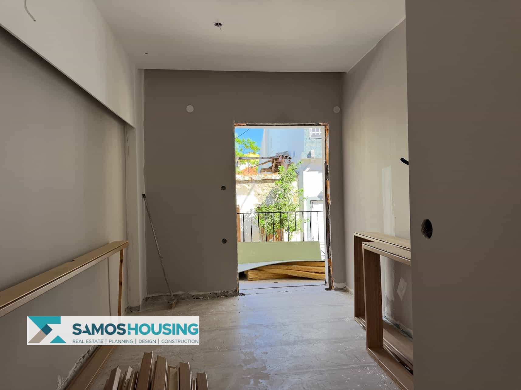 SH560 Superb Building Pythagoreio2 SH560 Superb Building Pythagoreio