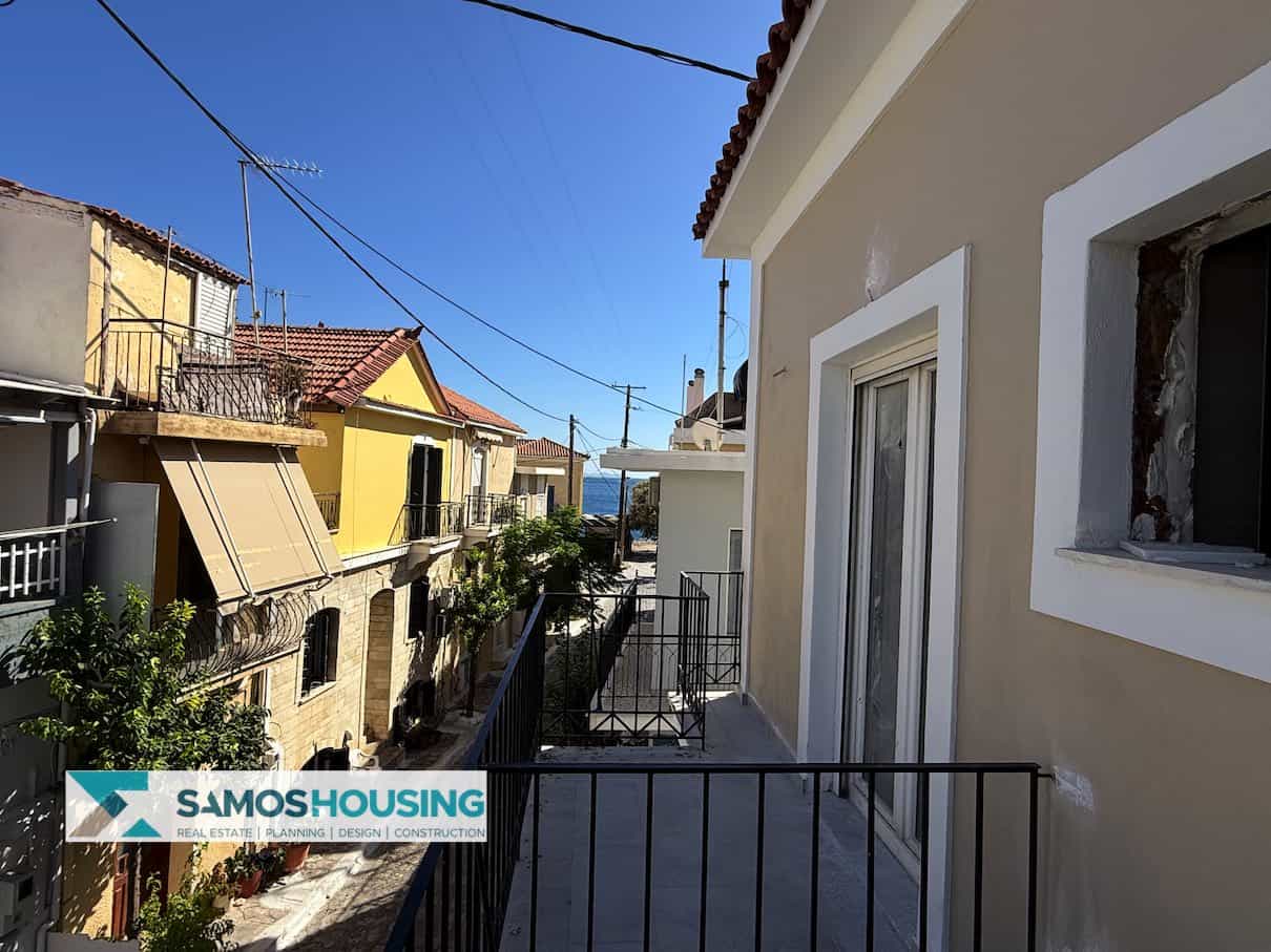 SH560 Superb Building Pythagoreio22 SH560 Superb Building Pythagoreio