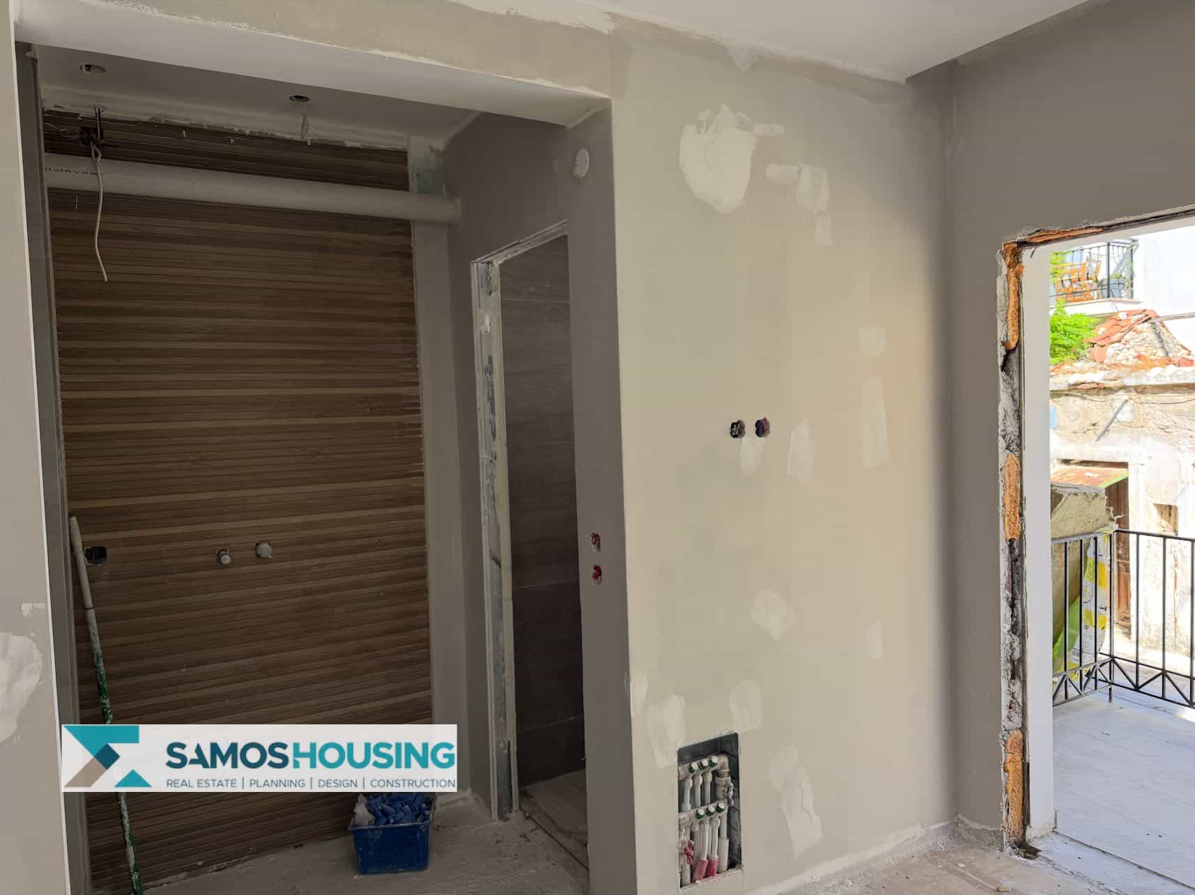 SH560 Superb Building Pythagoreio6