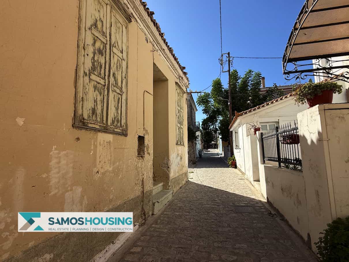 SH561 Charming House Pythagoreio16-imp