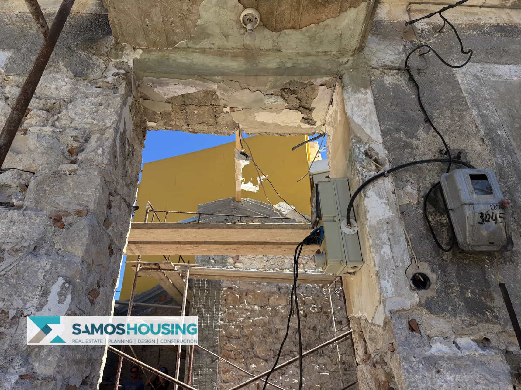 SH561 Charming House Pythagoreio17-imp