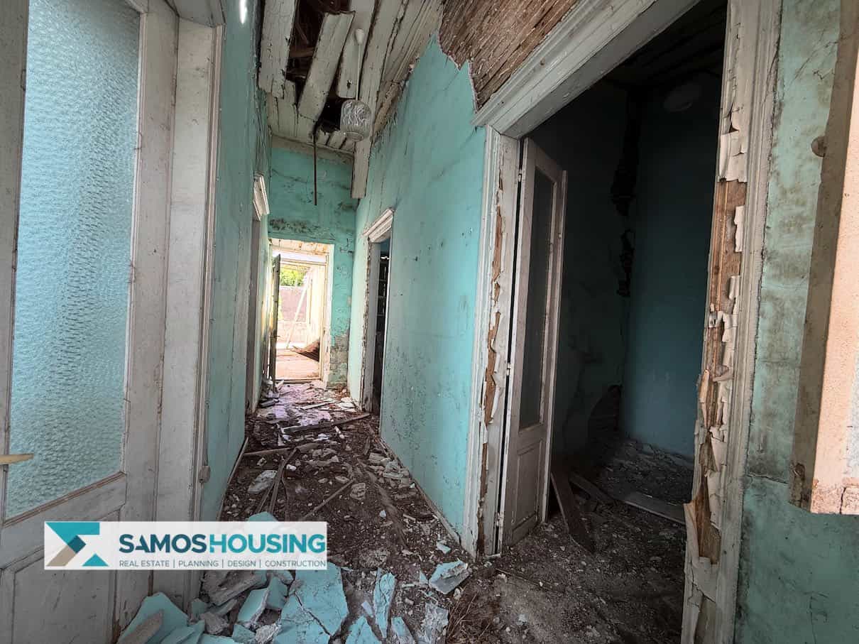 SH561 Charming House Pythagoreio4-imp