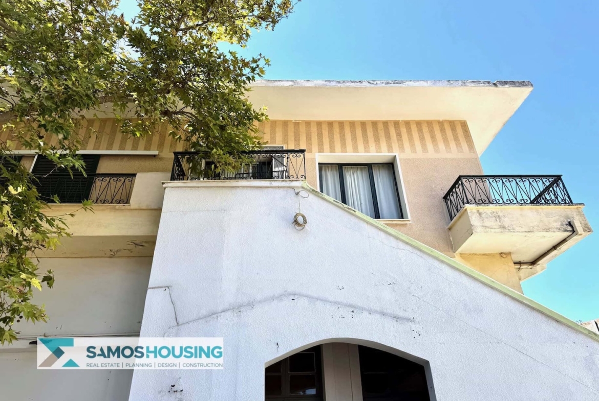 SH567 Chora Central Retreat