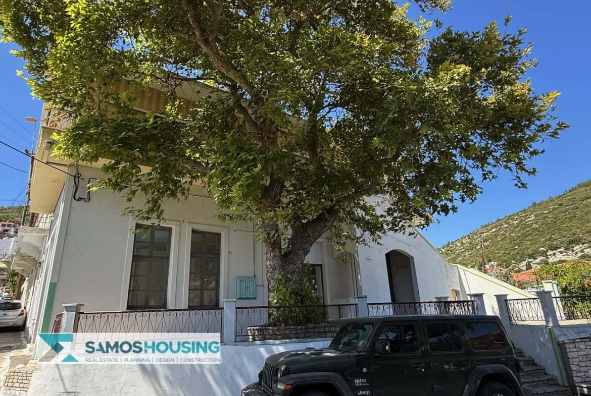 SH567 Chora Central Retreat