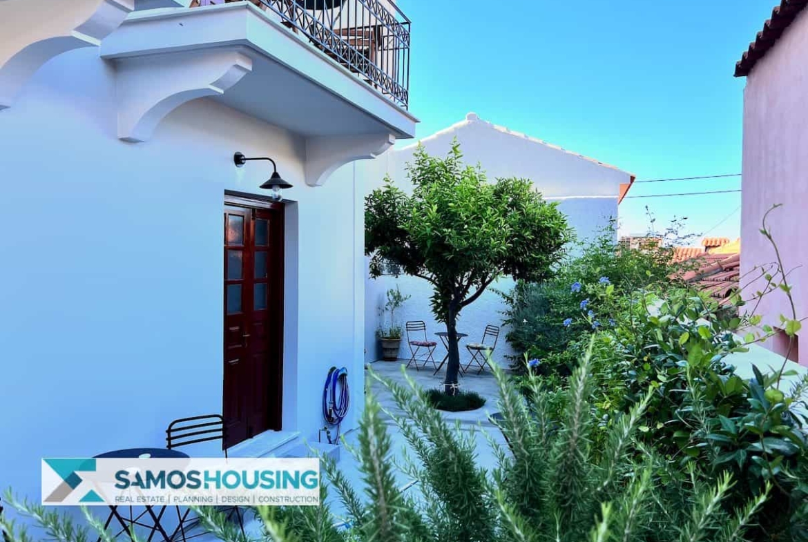 SH568 – Διαμερίσματα Melidon Townhouse: Μπουτίκ ξενοδοχείο με θέα στη θάλασσα προς πώληση στο Πυθαγόρειο, Σάμος