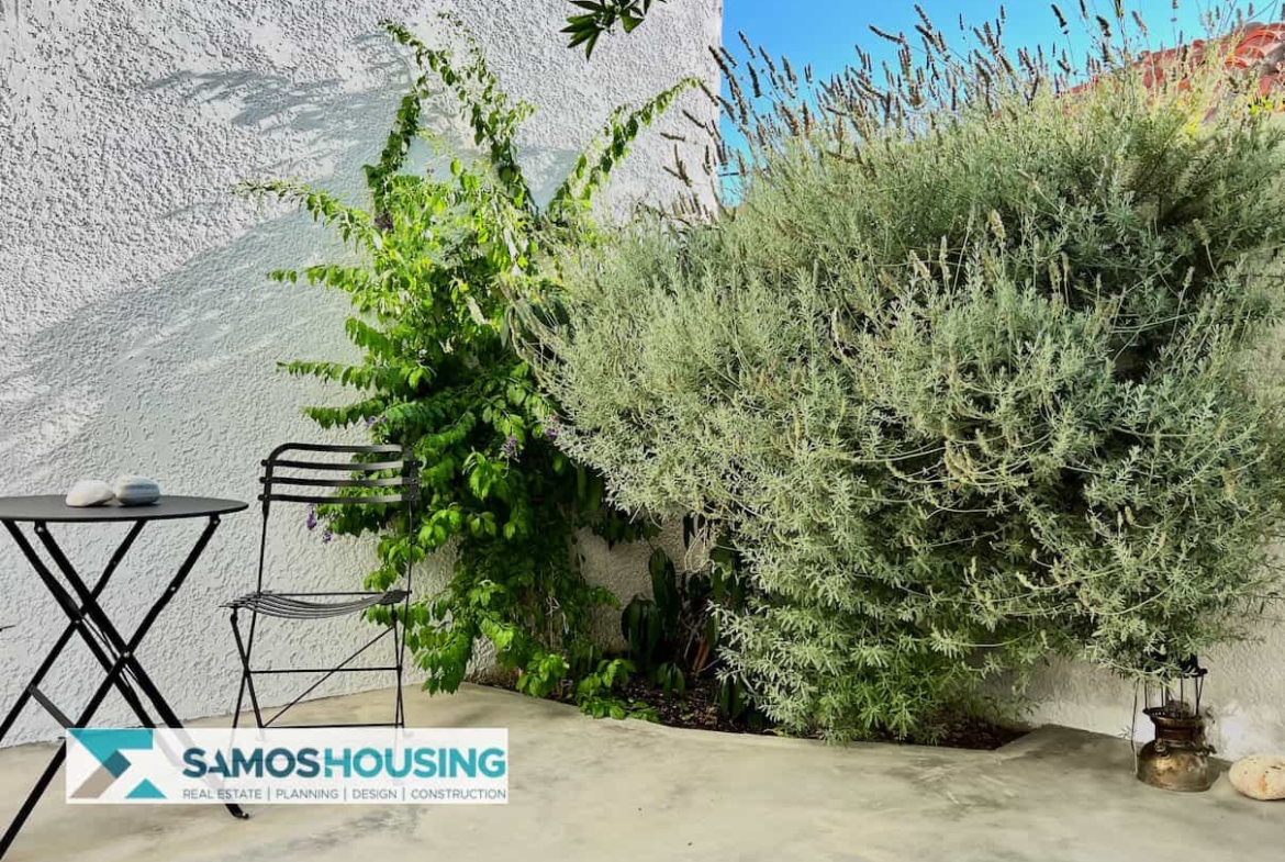 SH568 – Διαμερίσματα Melidon Townhouse: Μπουτίκ ξενοδοχείο με θέα στη θάλασσα προς πώληση στο Πυθαγόρειο, Σάμος