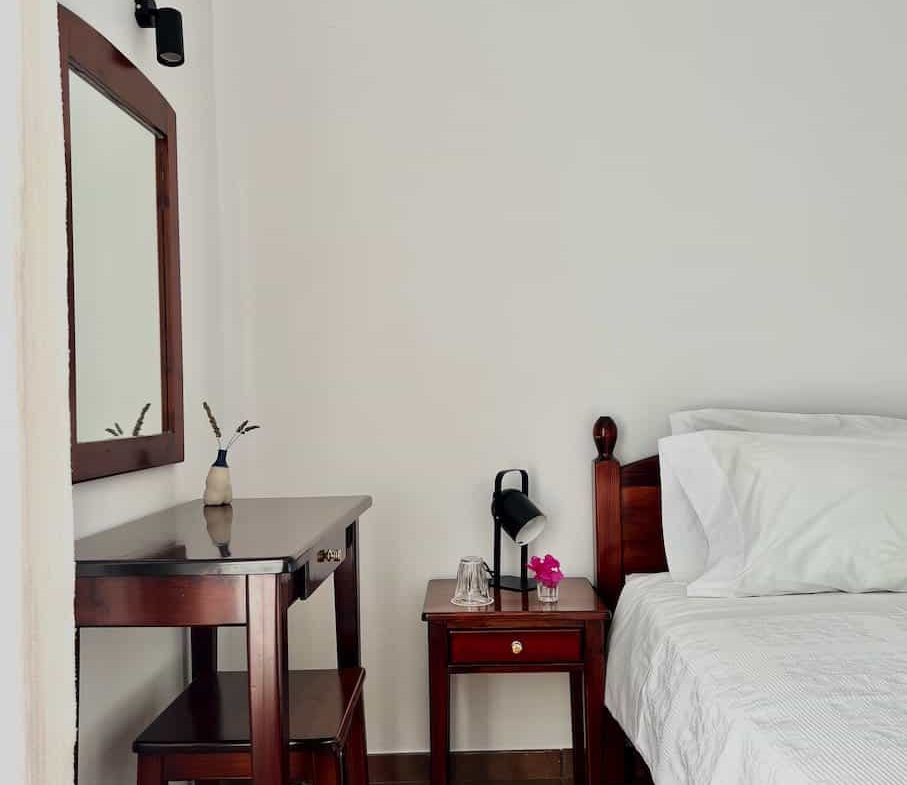 SH568 – Διαμερίσματα Melidon Townhouse: Μπουτίκ ξενοδοχείο με θέα στη θάλασσα προς πώληση στο Πυθαγόρειο, Σάμος
