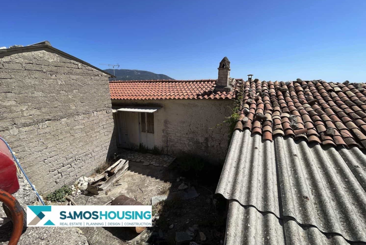 SH570 Authentic Pagondas House