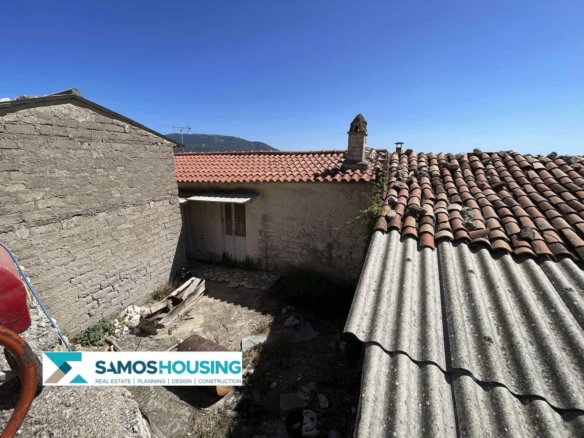 SH570 Authentic Pagondas House