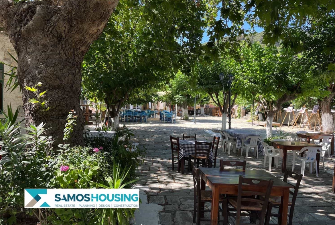 SH570 Authentic Pagondas House