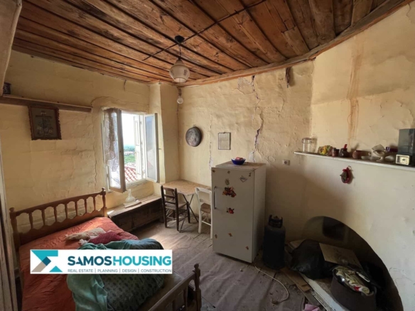 SH570 Authentic Pagondas House