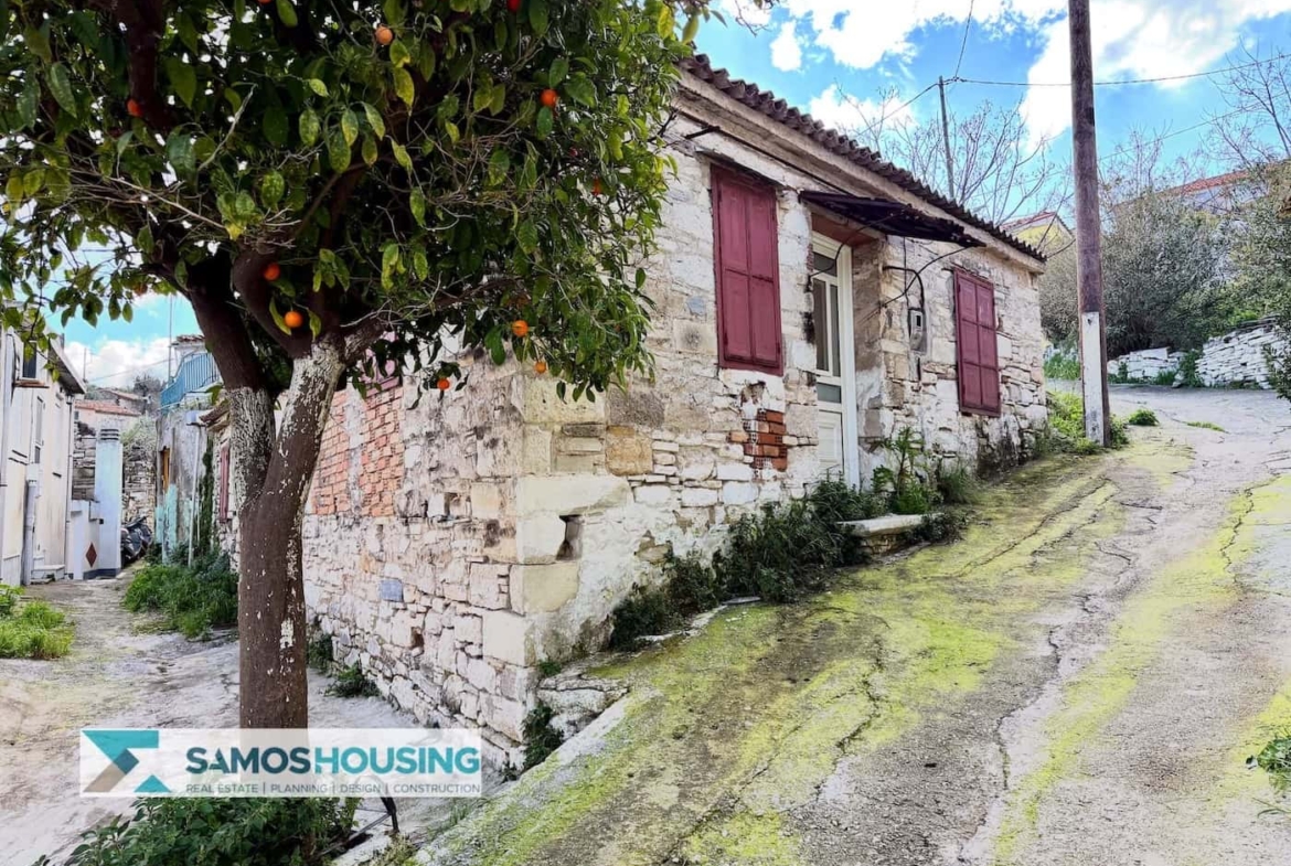 SH574 Mitilinioi Samos Renovation House + Garden