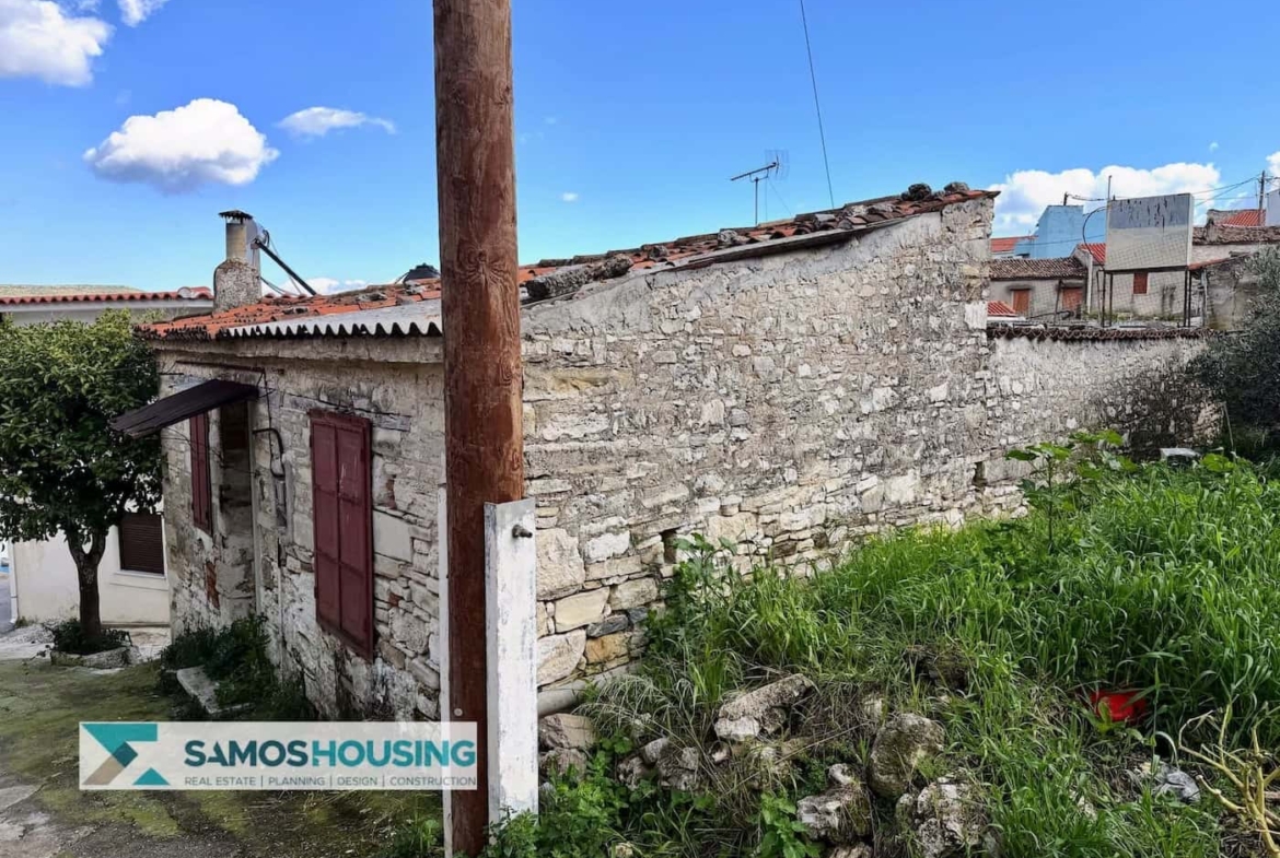 SH574 Mitilinioi Samos Renovation House + Garden
