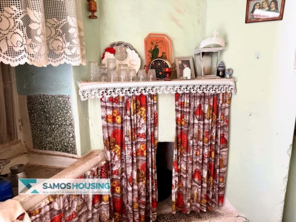 SH574 Mitilinioi Samos Renovation House + Garden