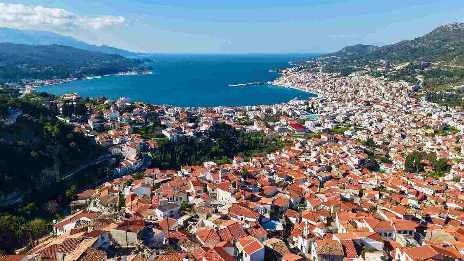 Αεροφωτογραφία ακτογραμμής Σάμου για τοπογραφική αποτύπωση