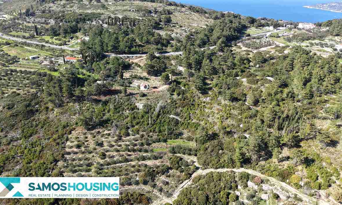 Stone Cottage on 12,328 m² Buildable Plot in Zervou Samos - photo 9