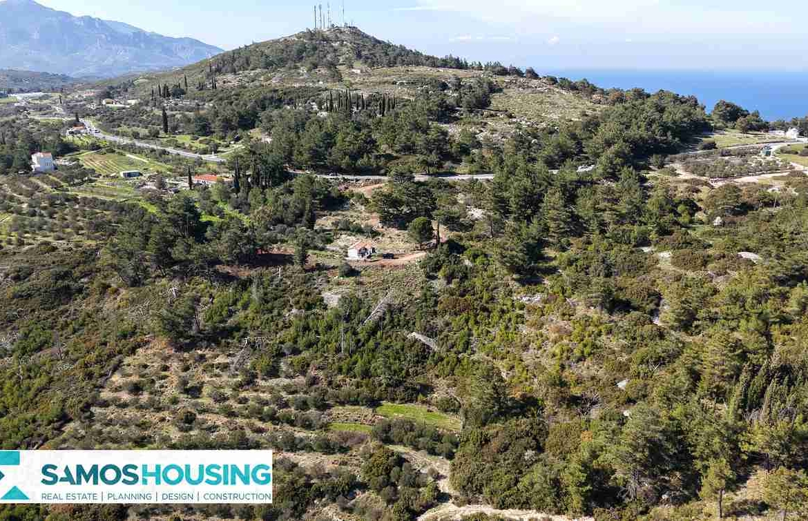 Stone Cottage on 12,328 m² Buildable Plot in Zervou Samos - photo 11