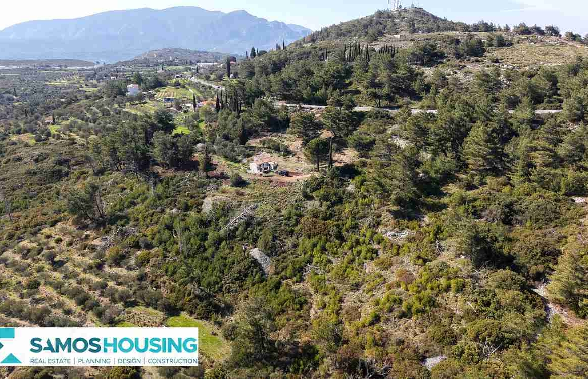 Stone Cottage on 12,328 m² Buildable Plot in Zervou Samos - photo 14