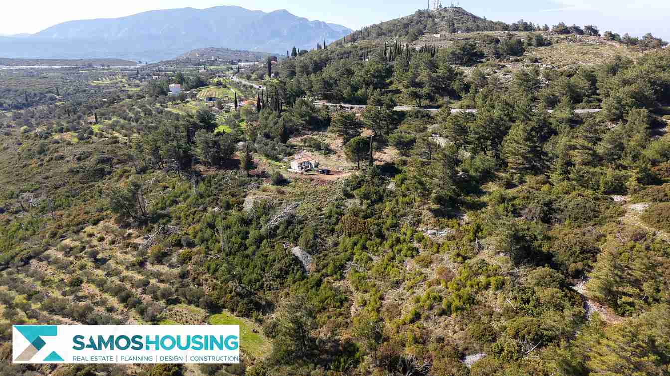 Stone Cottage on 12,328 m² Buildable Plot in Zervou Samos - photo 14