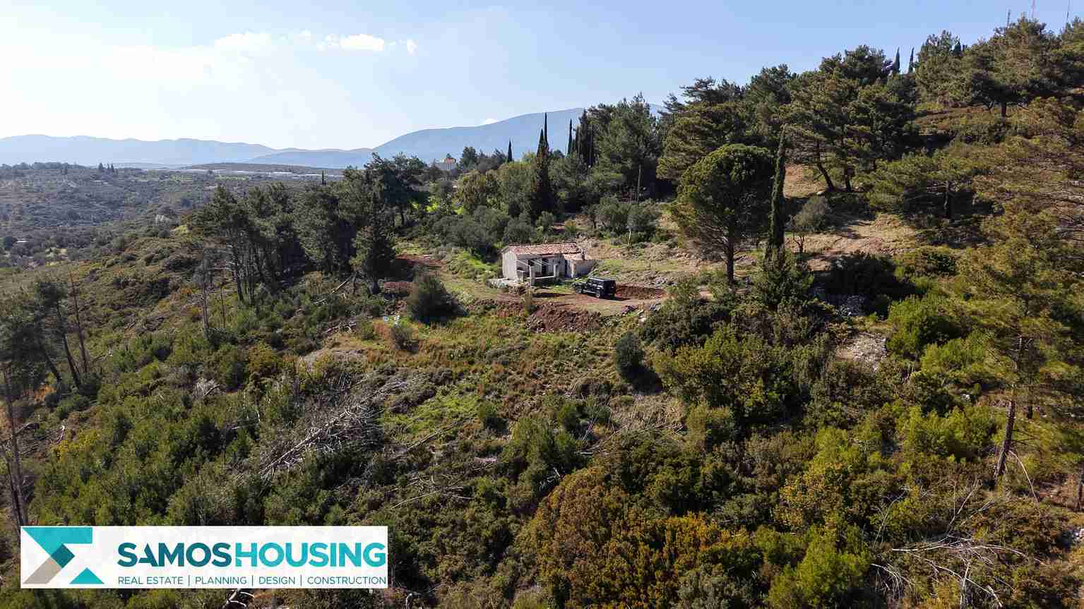 Stone Cottage on 12,328 m² Buildable Plot in Zervou Samos - photo 16