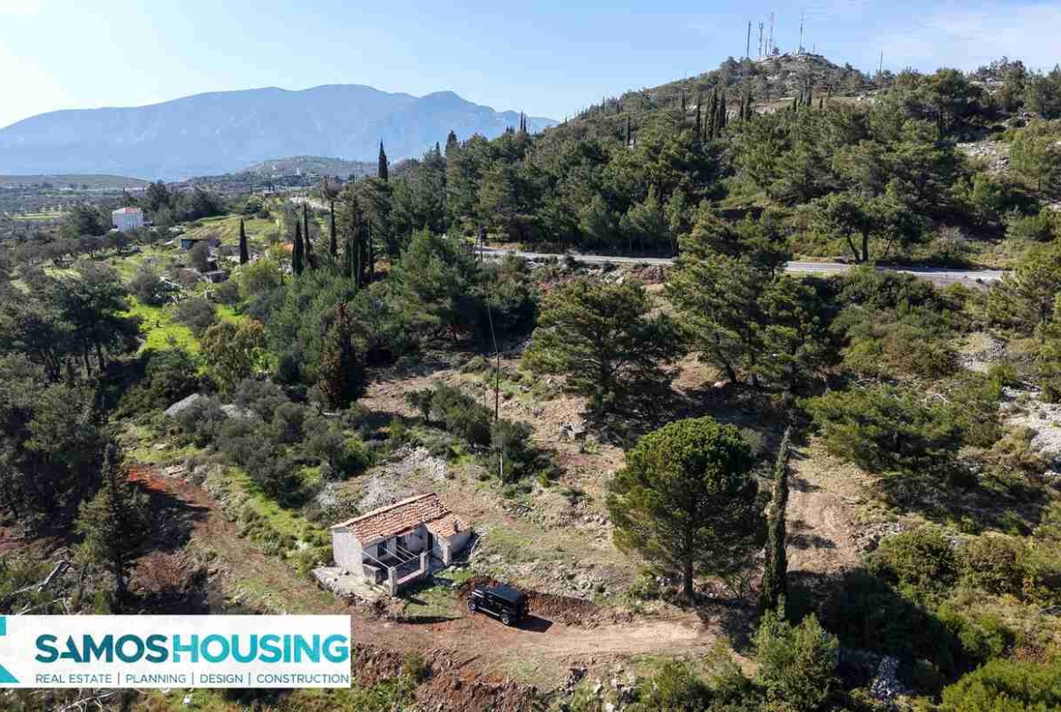 Stone Cottage on 12,328 m² Buildable Plot in Zervou Samos - photo 25