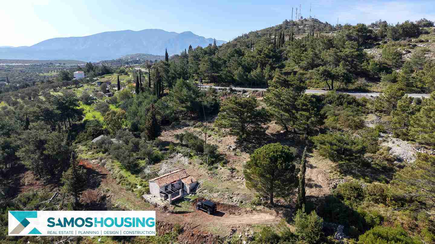 Stone Cottage on 12,328 m² Buildable Plot in Zervou Samos - photo 25