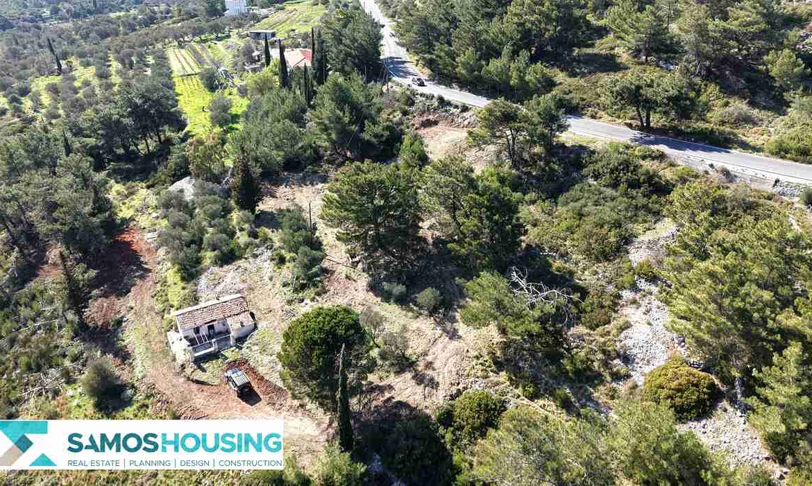 Stone Cottage on 12,328 m² Buildable Plot in Zervou Samos - photo 26