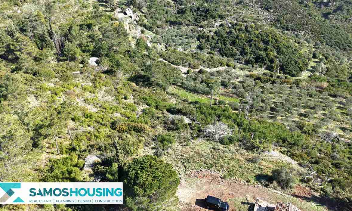 Stone Cottage on 12,328 m² Buildable Plot in Zervou Samos - photo 27