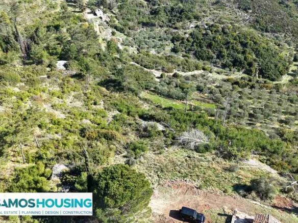 Stone Cottage on 12,328 m² Buildable Plot in Zervou Samos - photo 27