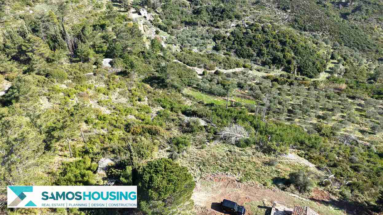Stone Cottage on 12,328 m² Buildable Plot in Zervou Samos - photo 27