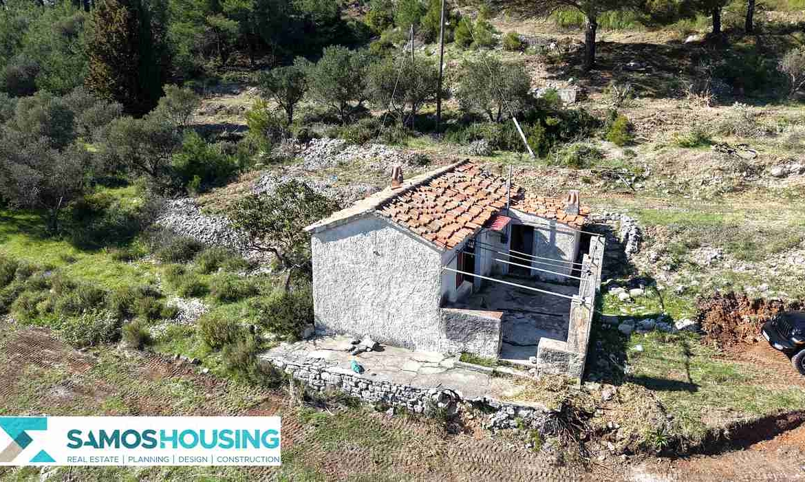 Stone Cottage on 12,328 m² Buildable Plot in Zervou Samos - photo 34
