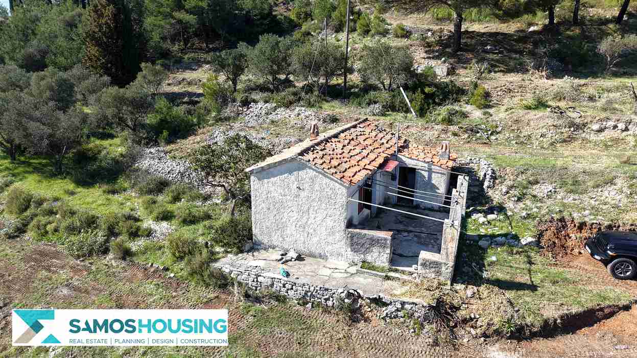 Stone Cottage on 12,328 m² Buildable Plot in Zervou Samos - photo 34