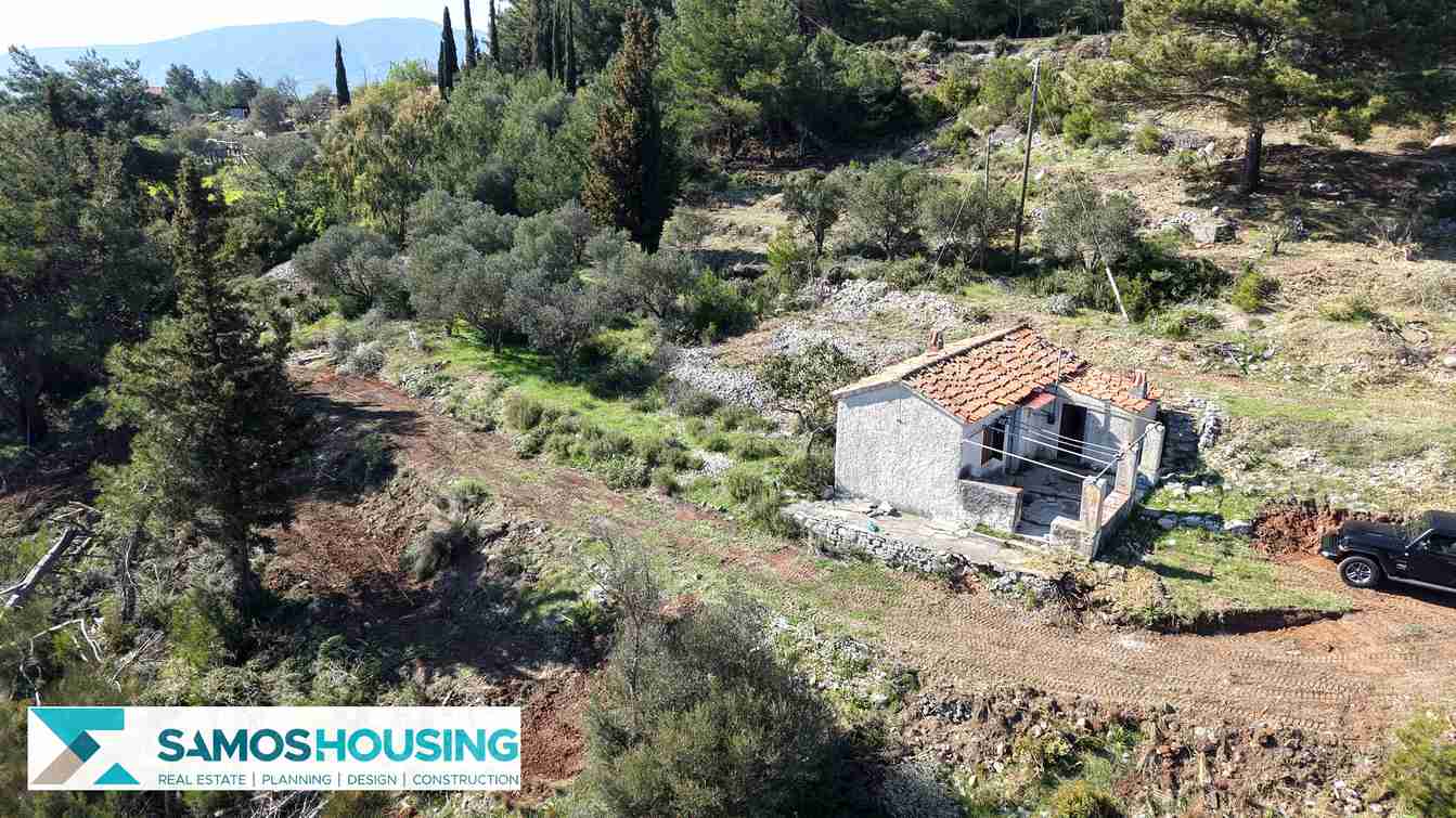 Stone Cottage on 12,328 m² Buildable Plot in Zervou Samos - photo 35