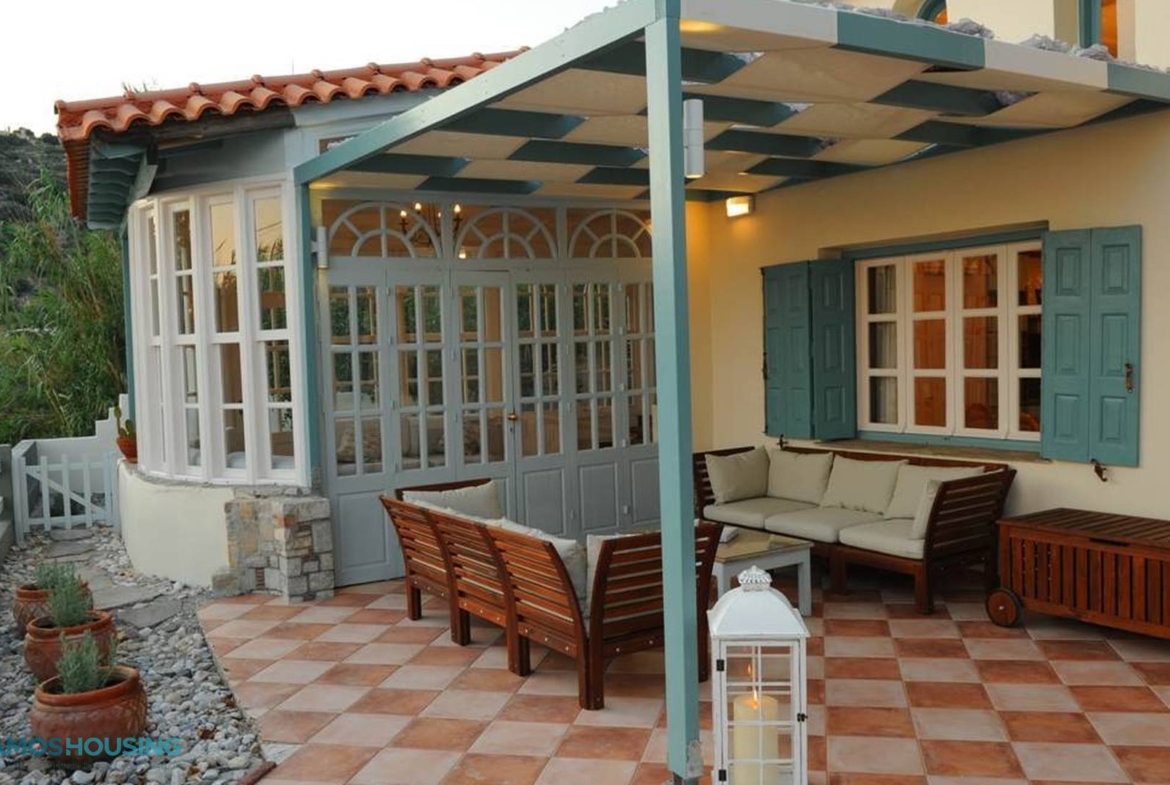 Aeolos Villa by the Beach – Beachfront Villa for Sale Samos | SH579