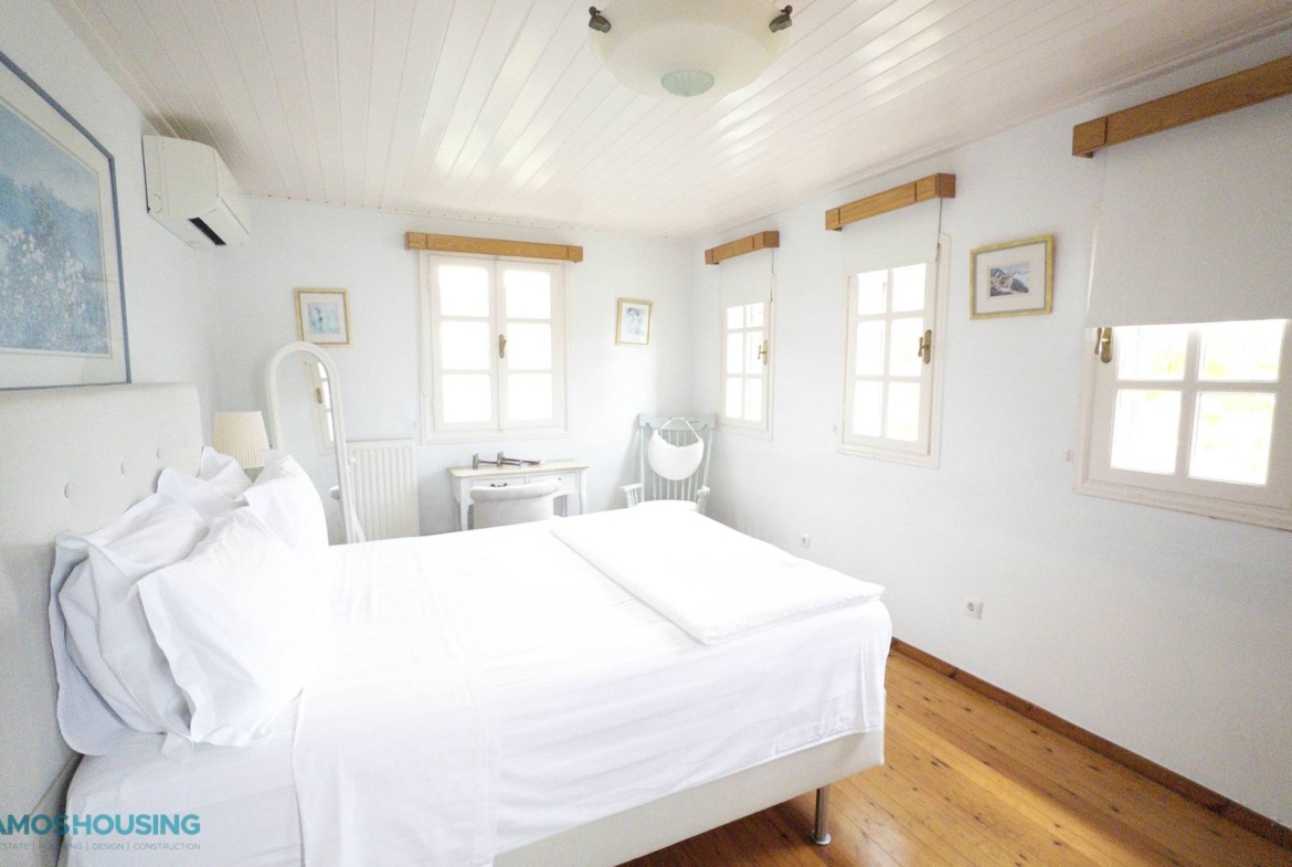 Aeolos Villa by the Beach – Beachfront Villa for Sale Samos | SH579