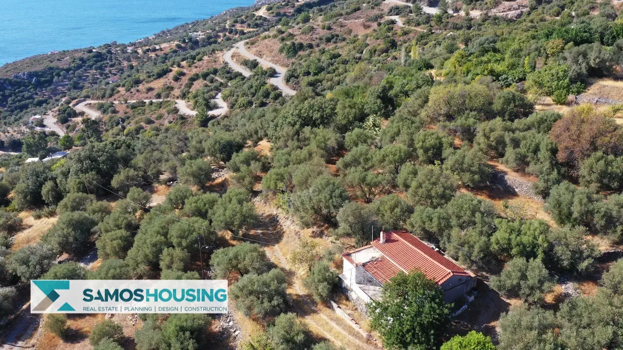 DJI_0319-imp Απομονωμένη Εξοχική Κατοικία με Θέα στη Σάμο – 20.380 τ.μ. κοντά στους Σπαθαραίους (SH588)