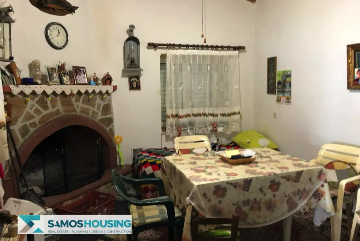 Απομονωμένη Εξοχική Κατοικία με Θέα στη Σάμο – 20.380 τ.μ. κοντά στους Σπαθαραίους (SH588)