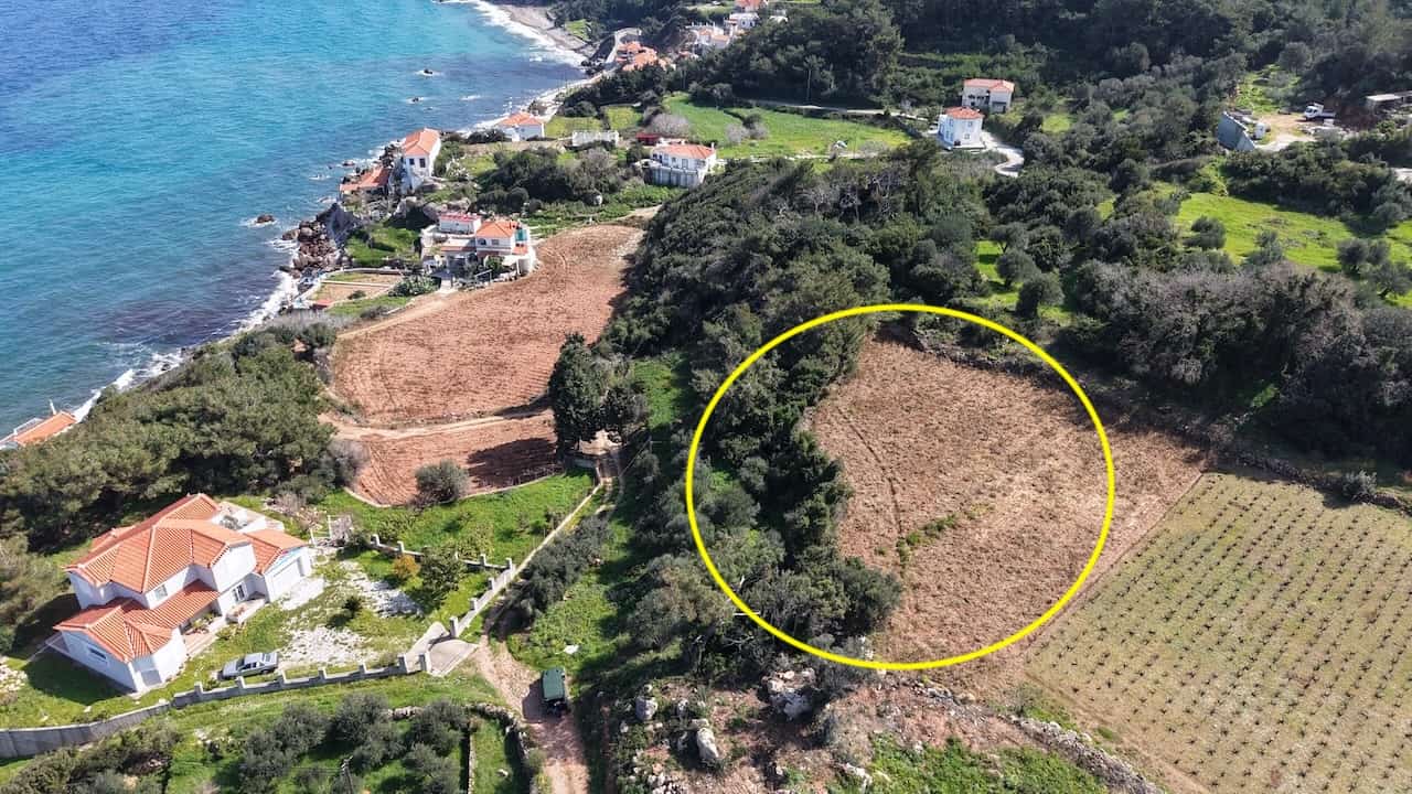 dji_fly_20260304_120540_0345_1772804365943_photo Παραθαλάσσιο οικόπεδο 1.553 τ.μ. στον Άγιο Νικόλαο, Καρλόβασι – Σάμος