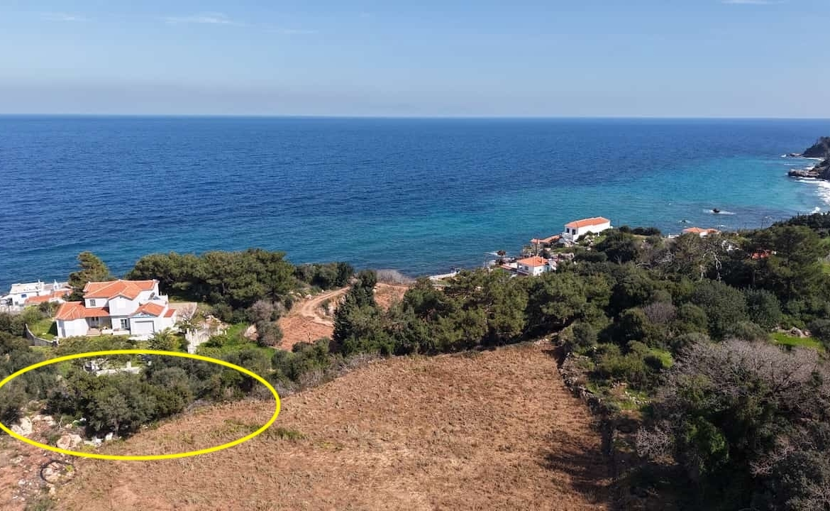 Παραθαλάσσιο οικόπεδο 1.553 τ.μ. στον Άγιο Νικόλαο, Καρλόβασι – Σάμος