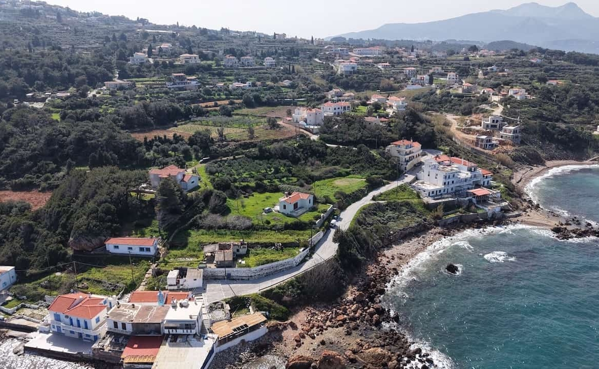 Παραθαλάσσιο οικόπεδο 1.553 τ.μ. στον Άγιο Νικόλαο, Καρλόβασι – Σάμος