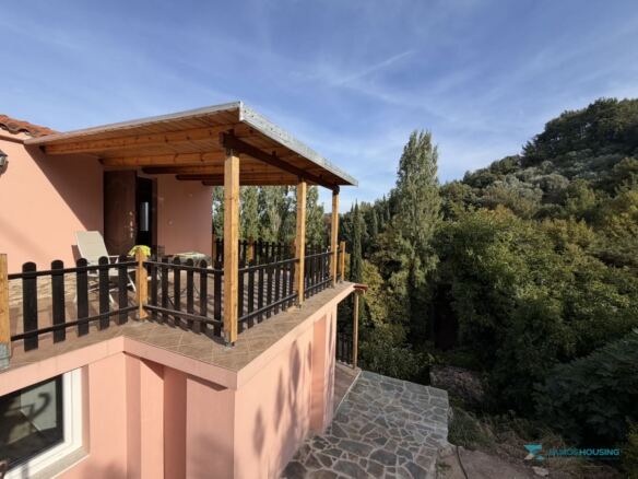 Covered upper veranda with timber pergola, Stavrinides, Samos