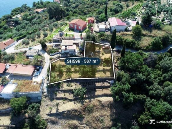 SH596 Building Plot with Stone Outbuilding in Agia Paraskevi, Samos — Agia Paraskevi, Samos